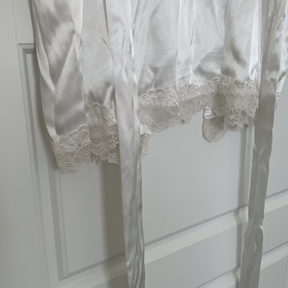 Bride Robe - Picture 3 of 4